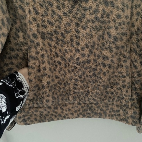 Billabong Animal Print Fleece - Picture 7 of 8